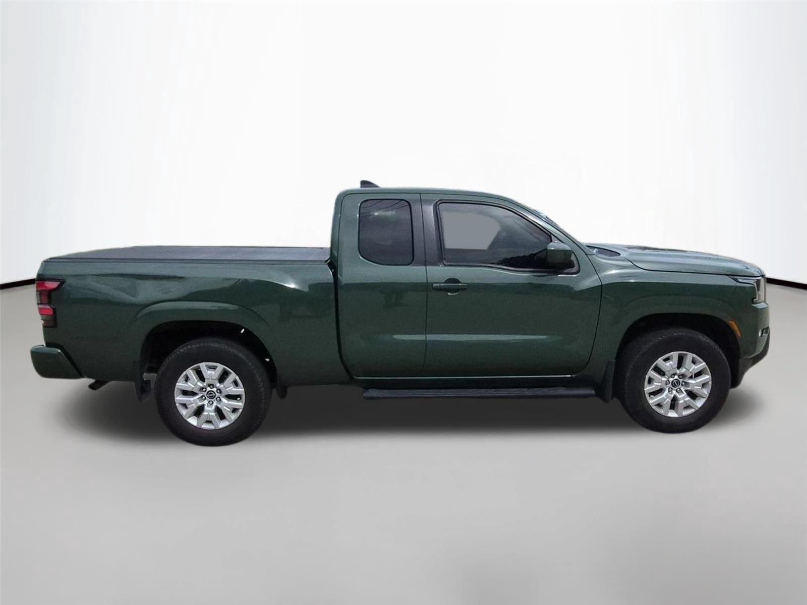Used 2022 Gun Metallic Nissan SV image 6