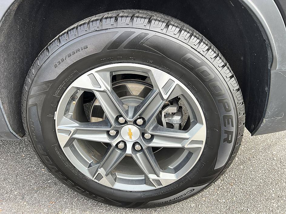 Used 2025 Black Chevrolet LT image 10