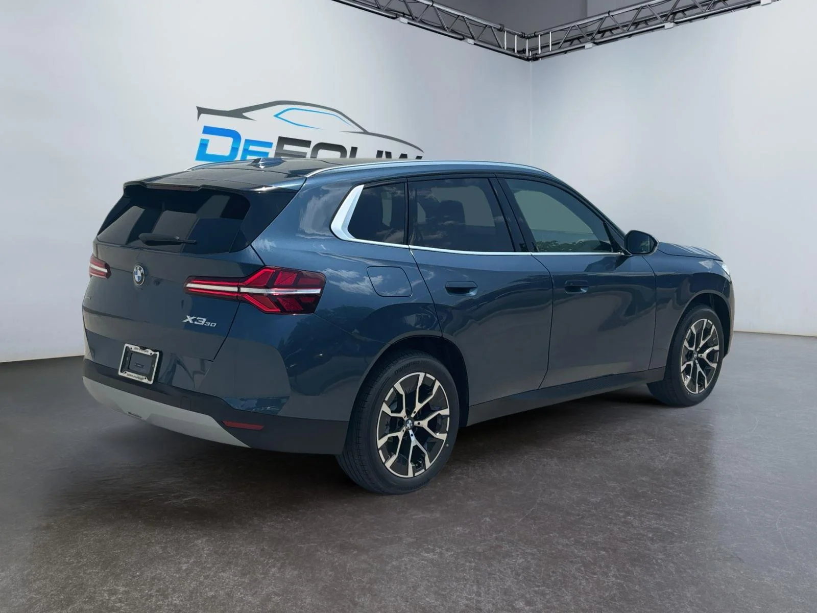 New 2026 Arctic Race Blue metallic BMW 30 xDrive image 3