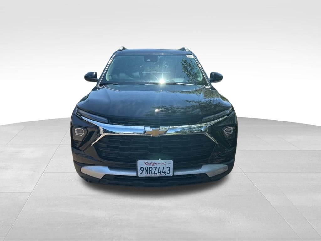 Used 2025 Black Chevrolet LT image 2