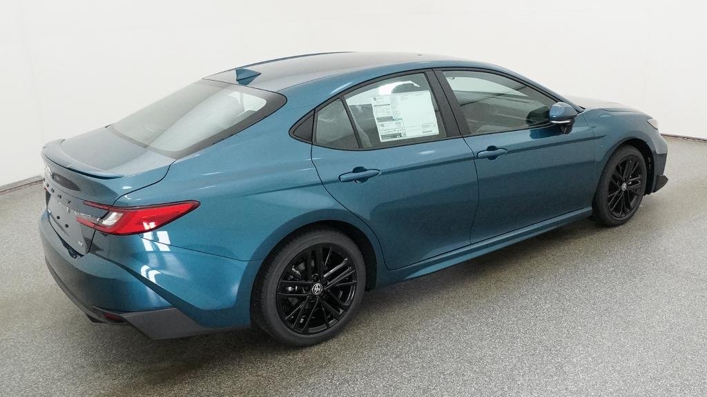 New 2026 Ocean Gem Toyota SE image 18