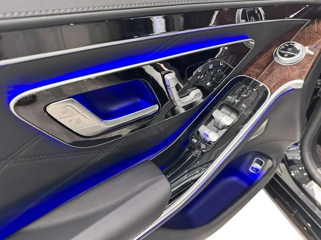 New 2026 Black Mercedes-Benz Maybach S 580 image 12