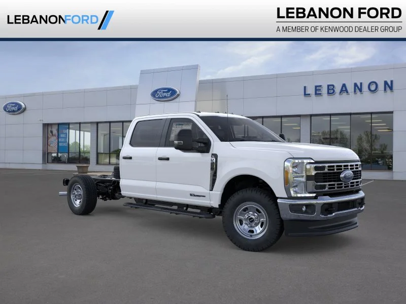 2026 Ford F-350 XL 4x4 Crew Cab 179-In SRW's photo