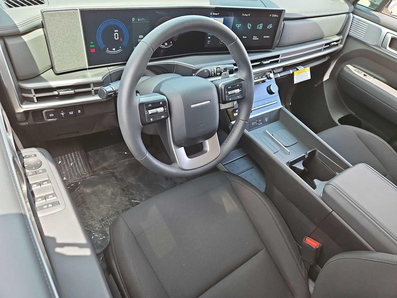 New 2026 Shimmering Silver Hyundai SE image 10