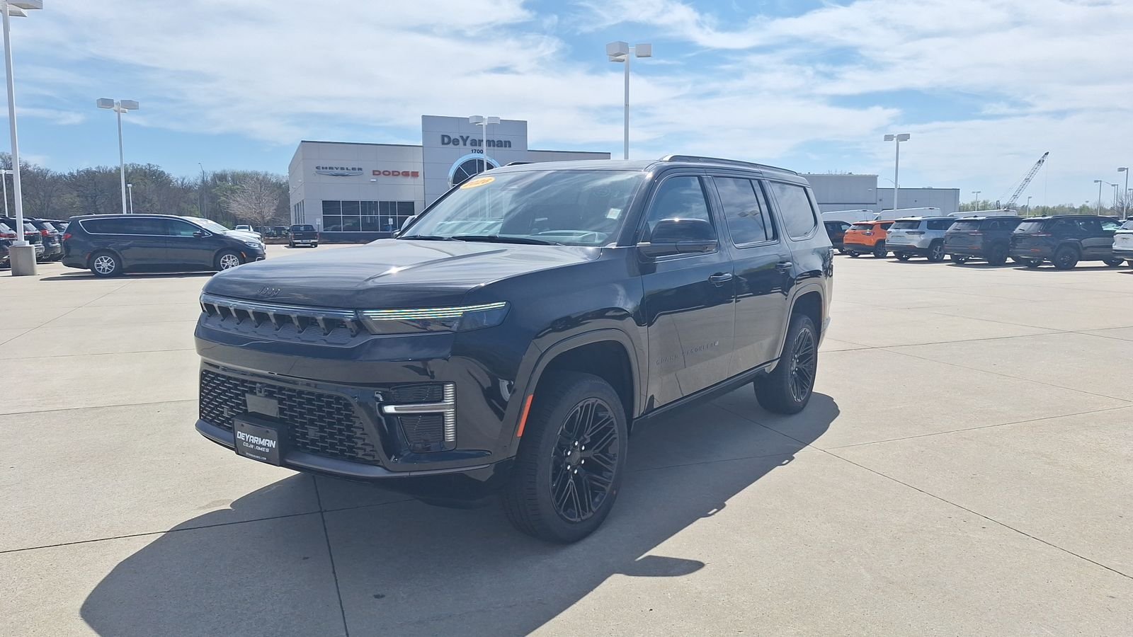 New 2026 High Gloss Black Exterior Paint Jeep Limited Reserve image 8