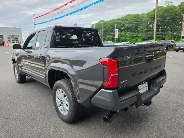 New 2026  Toyota SR5 image 4