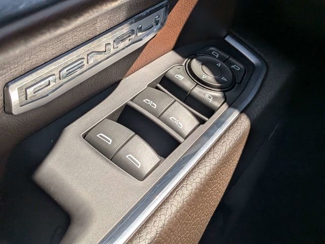 Used 2022 Blue GMC Denali image 23