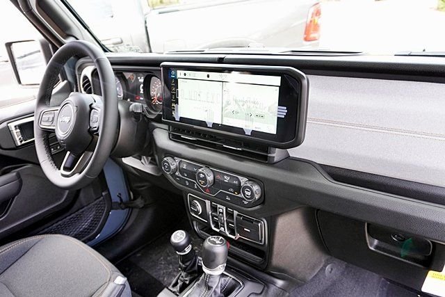 New 2026 Anvil Clear-Coat Exterior Paint Jeep Sport S image 15