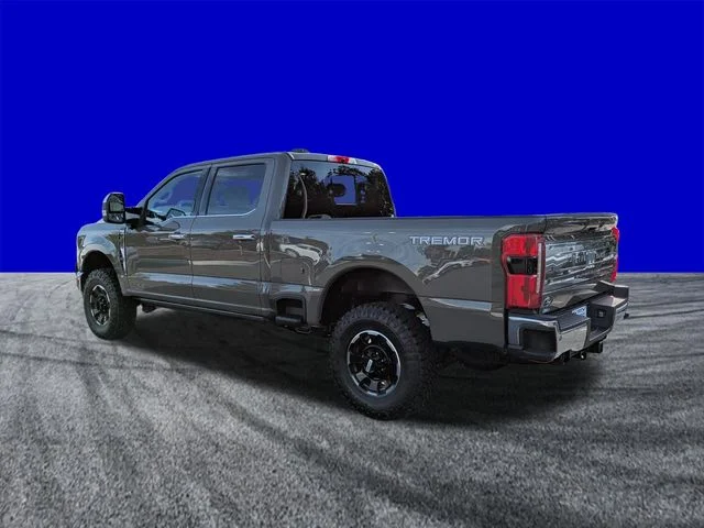 New 2026 Gray Ford King Ranch image 6