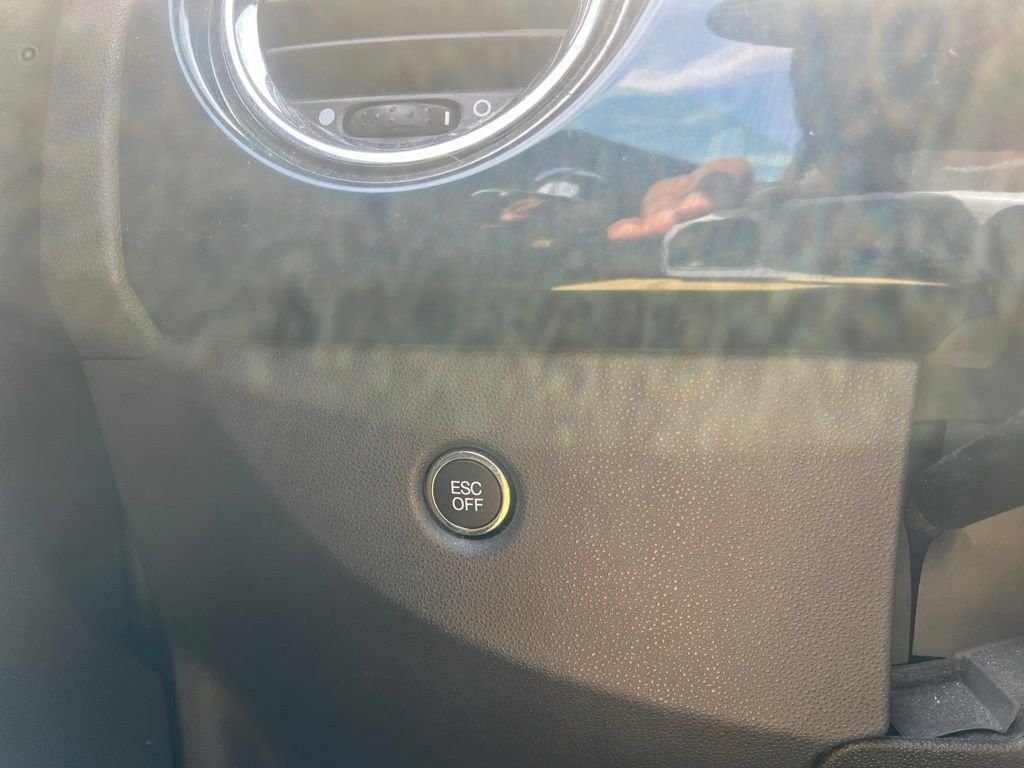 Used 2015 Blue FIAT Sport image 21