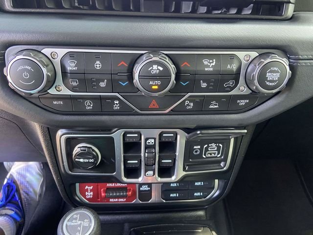 Certified Used 2025 41 Jeep Mojave image 18