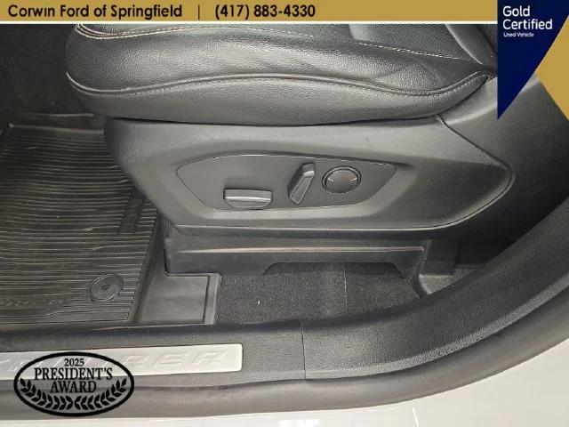 Certified Used 2023 Oxford White Ford Limited image 38