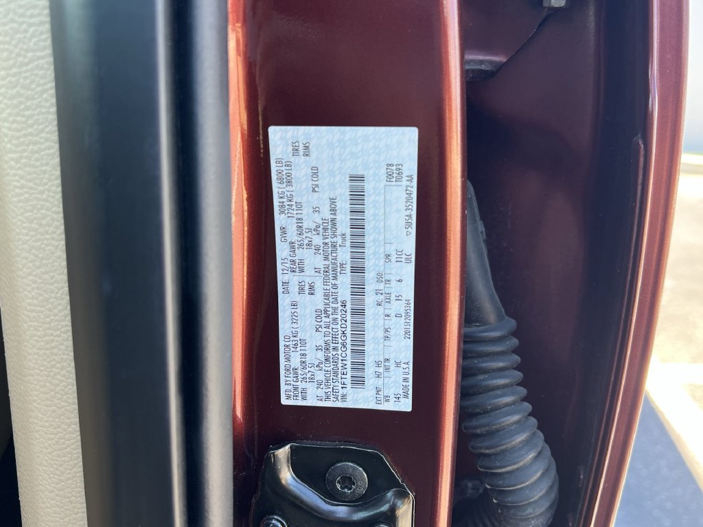 Used 2016 Beige Ford Lariat image 34