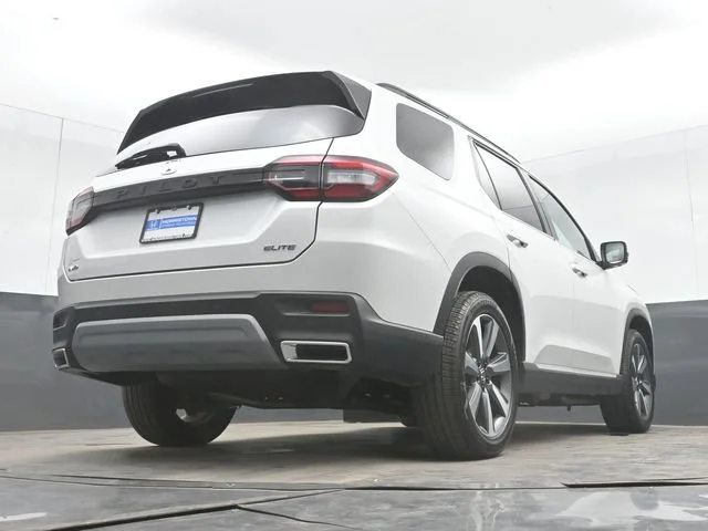 Used 2025 Platinum White Pearl Honda AWD Elite image 113