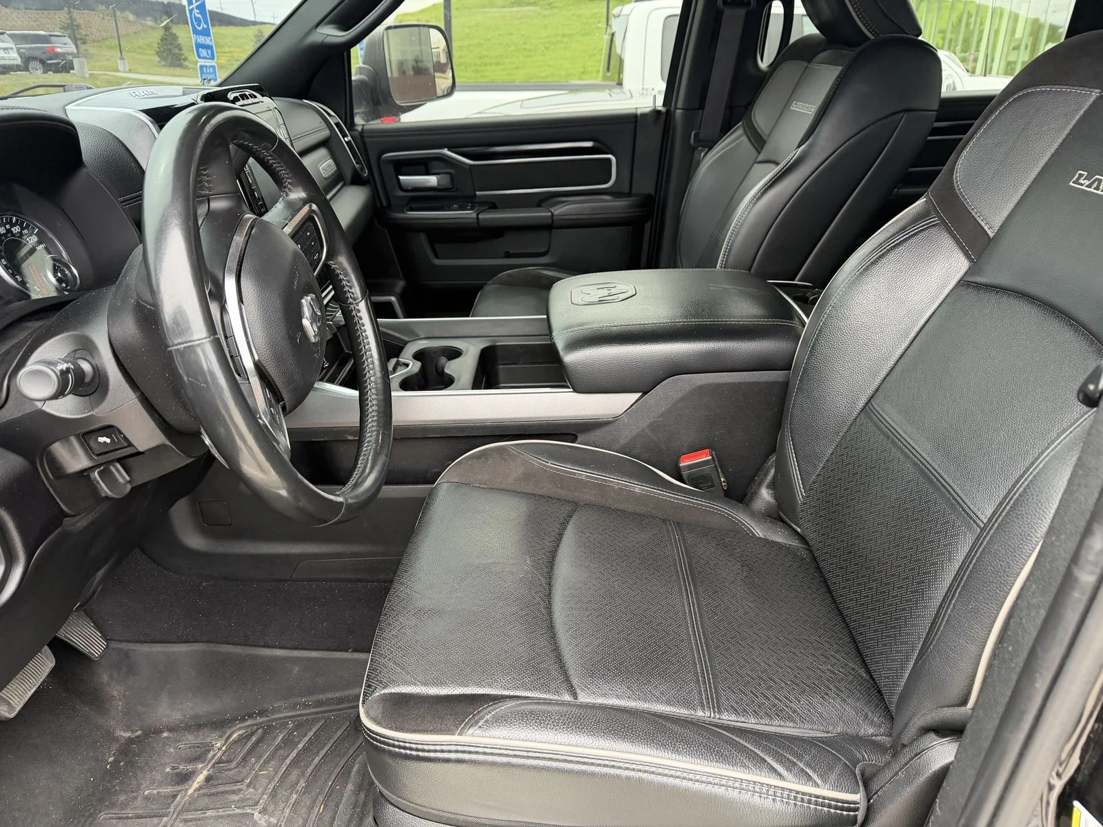 Used 2020 Black Ram Laramie image 5