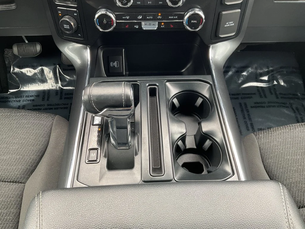 Used 2023 Black Ford XLT image 27