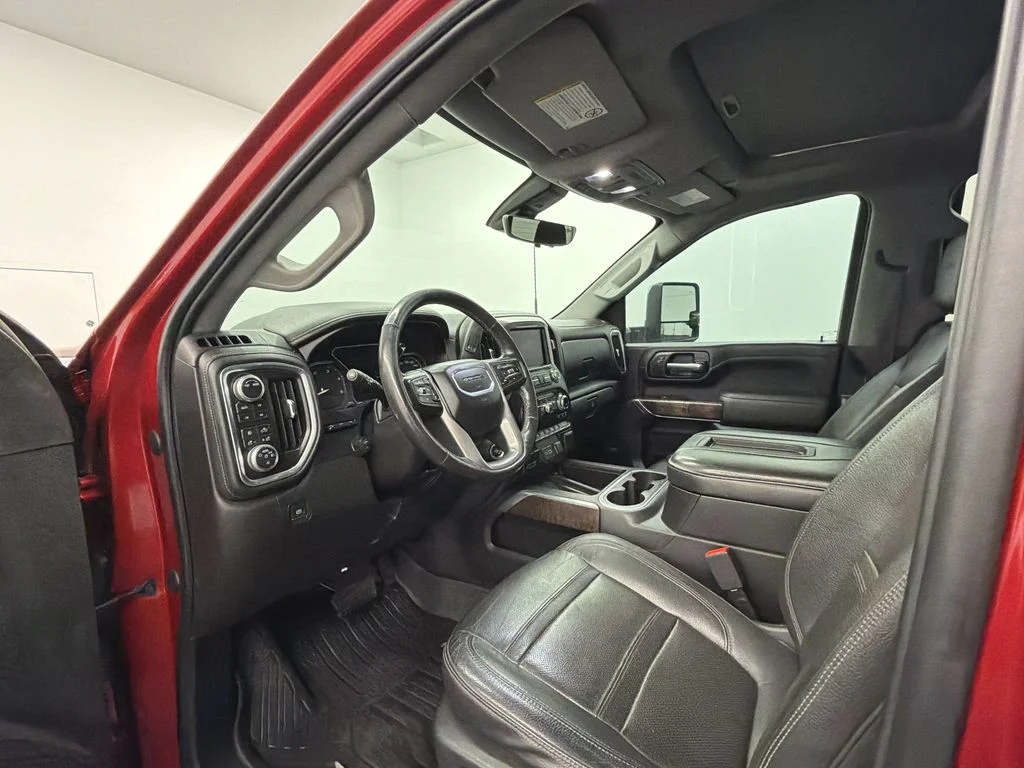 Used 2020 Red Quartz Tintcoat GMC Denali image 30