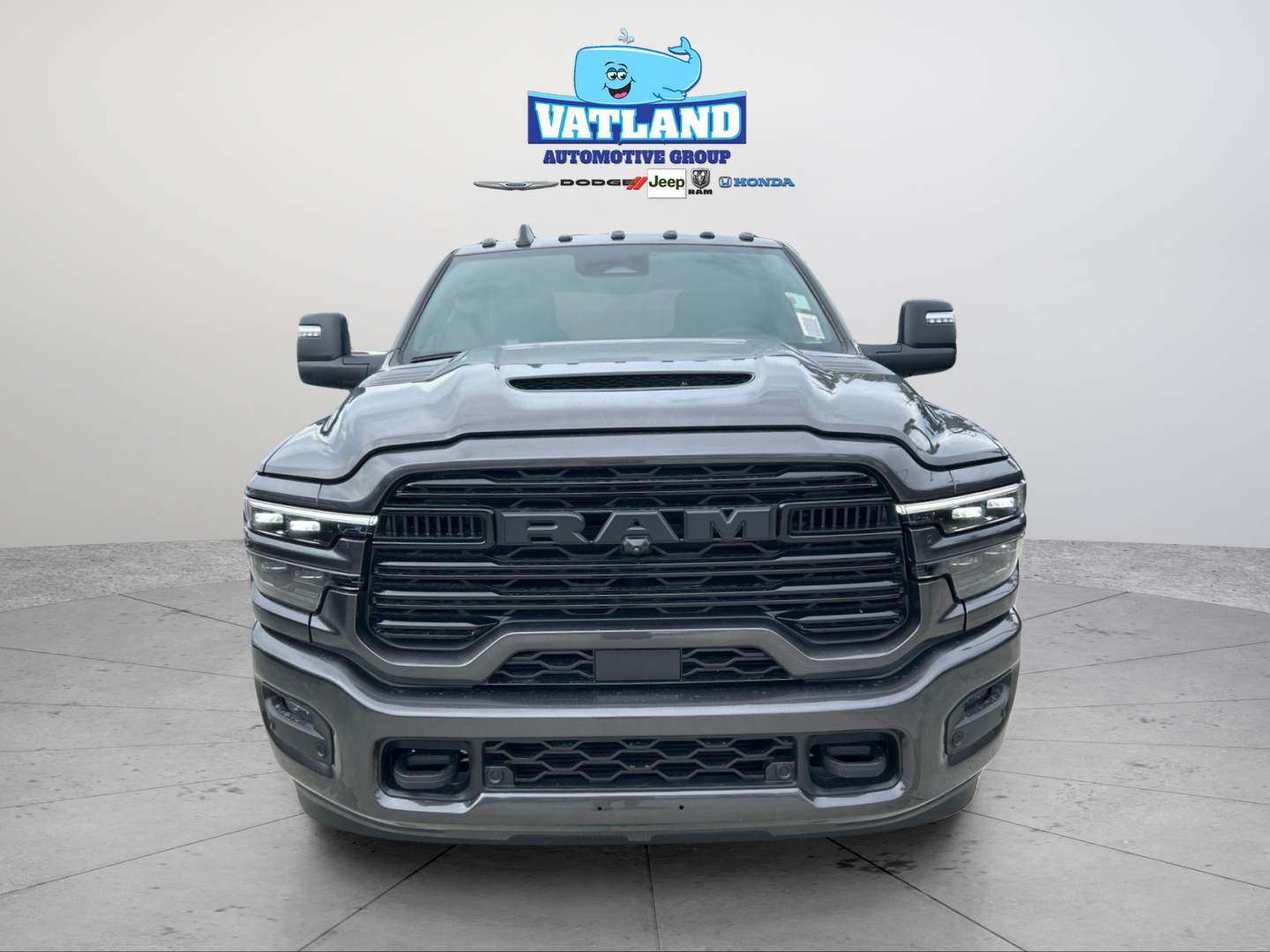 New 2026 Granite Crystal Metallic Clear-Coat Exterior Paint RAM Laramie image 8