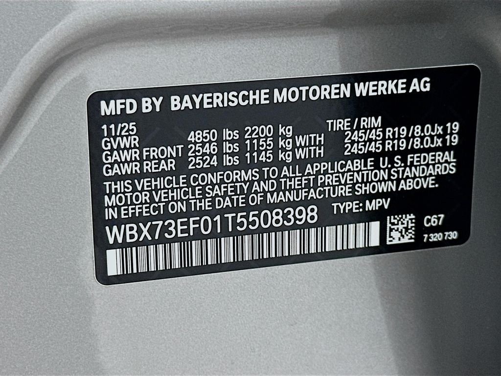 Used 2026 Space Silver Metallic BMW xDrive28i image 24