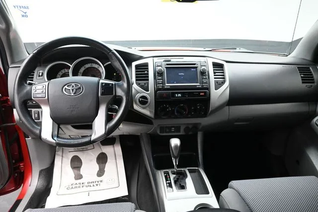 Used 2013 Red Toyota Base image 22