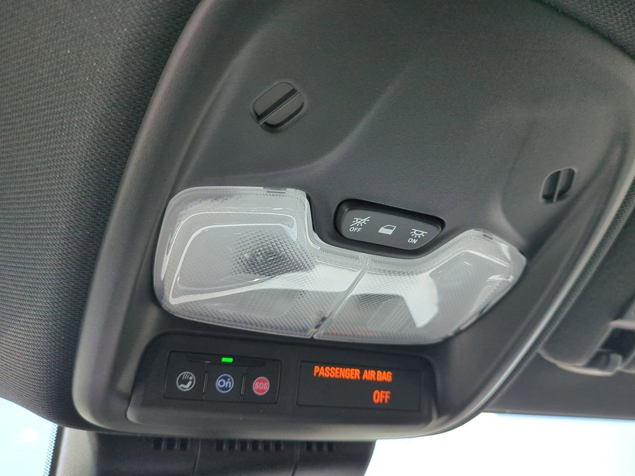 2025 Chevrolet Colorado LT - Photo 35