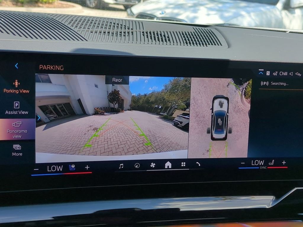 New 2027 Mineral White Metallic BMW 530i xDrive image 21