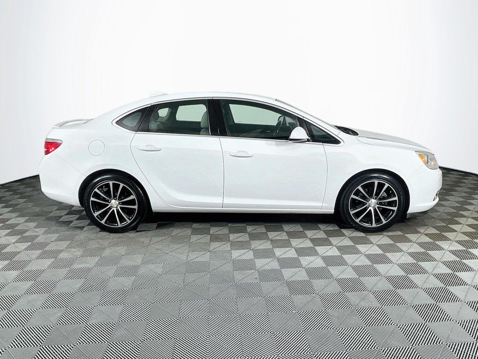 Used 2017 SUMMIT WHITE Buick Sport Touring image 10