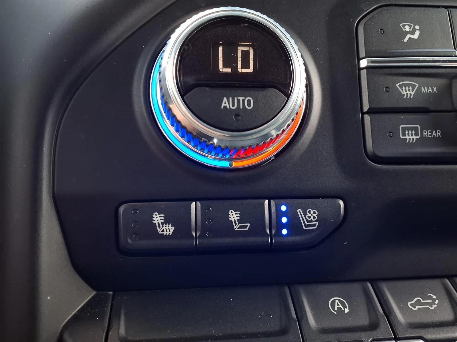 Used 2019 White GMC SLT image 14