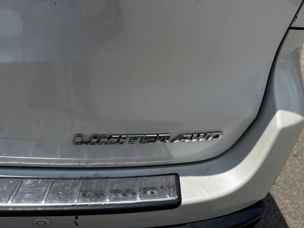 Used 2016 Blizzard Pearl Toyota Limited Platinum V6 image 6