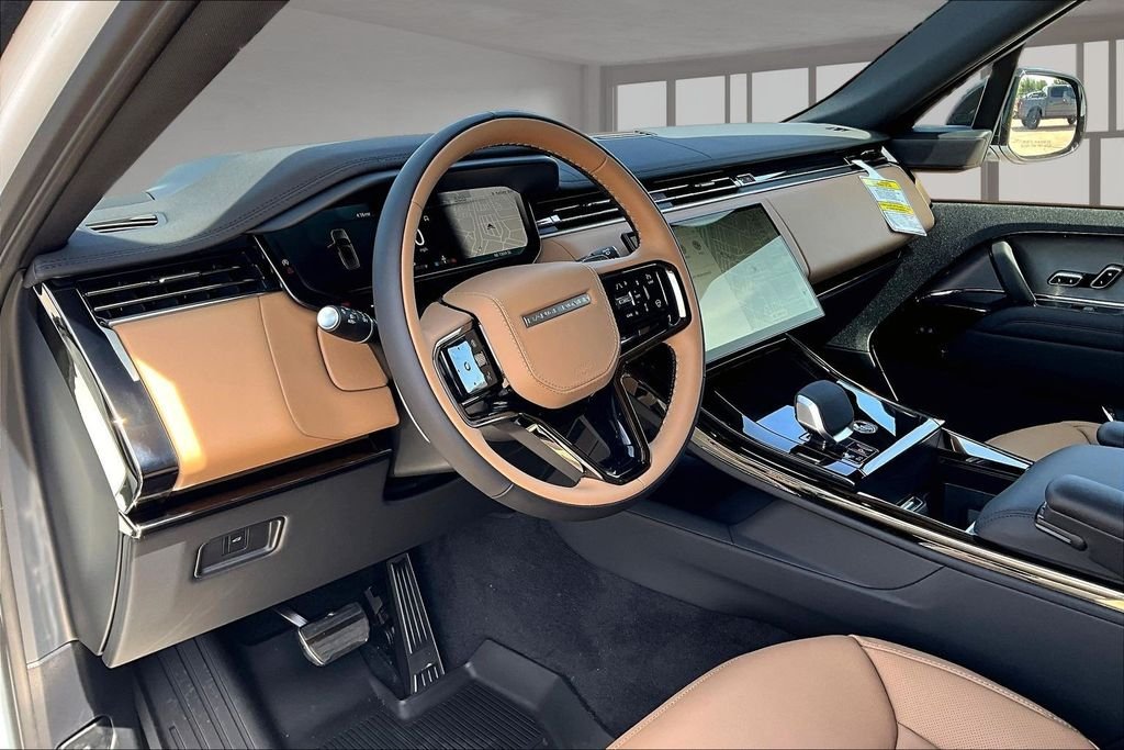 New 2026  Land Rover Dynamic SE image 6