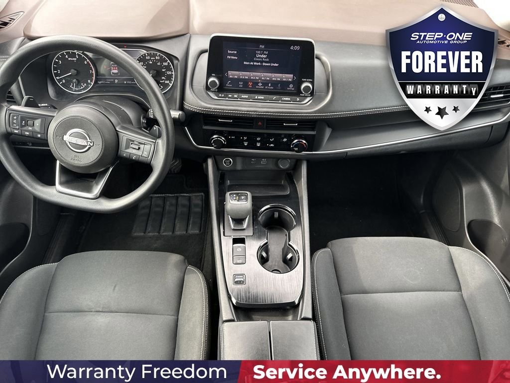 Used 2023 Gray Nissan S image 17