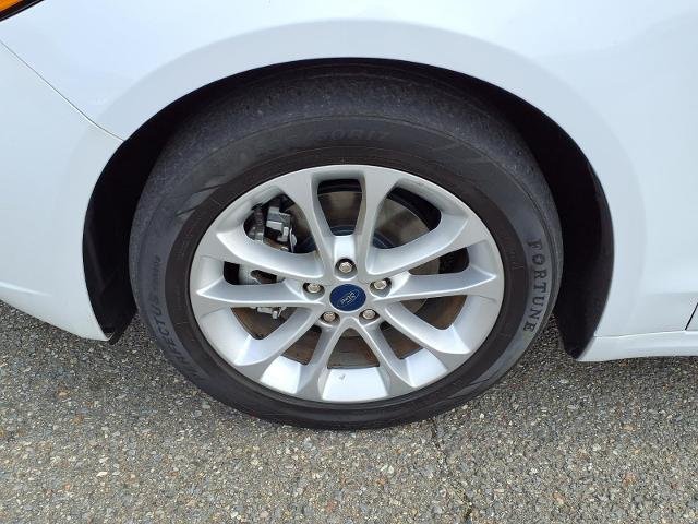 Used 2019 White Ford  image 12