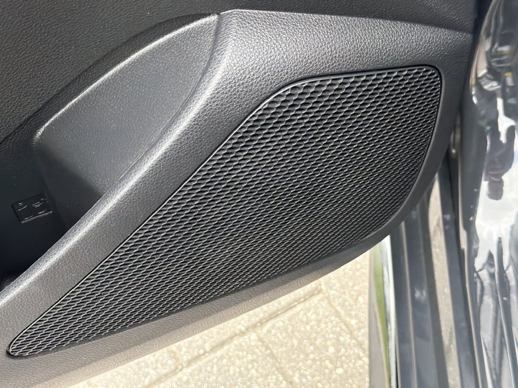 2023 Toyota Corolla SE - Photo 22