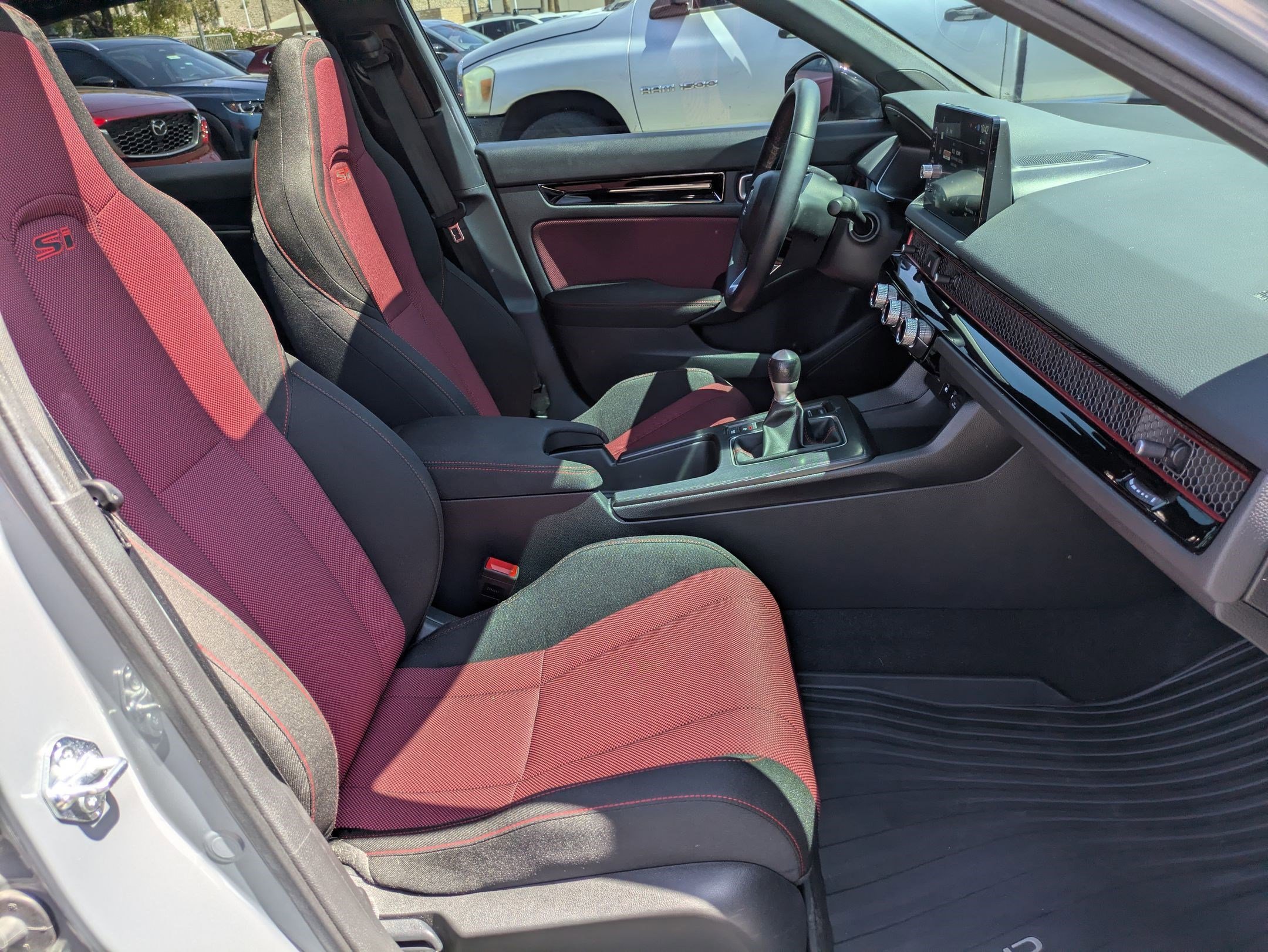 Used 2025 Urban Gray Pearl Honda  image 30