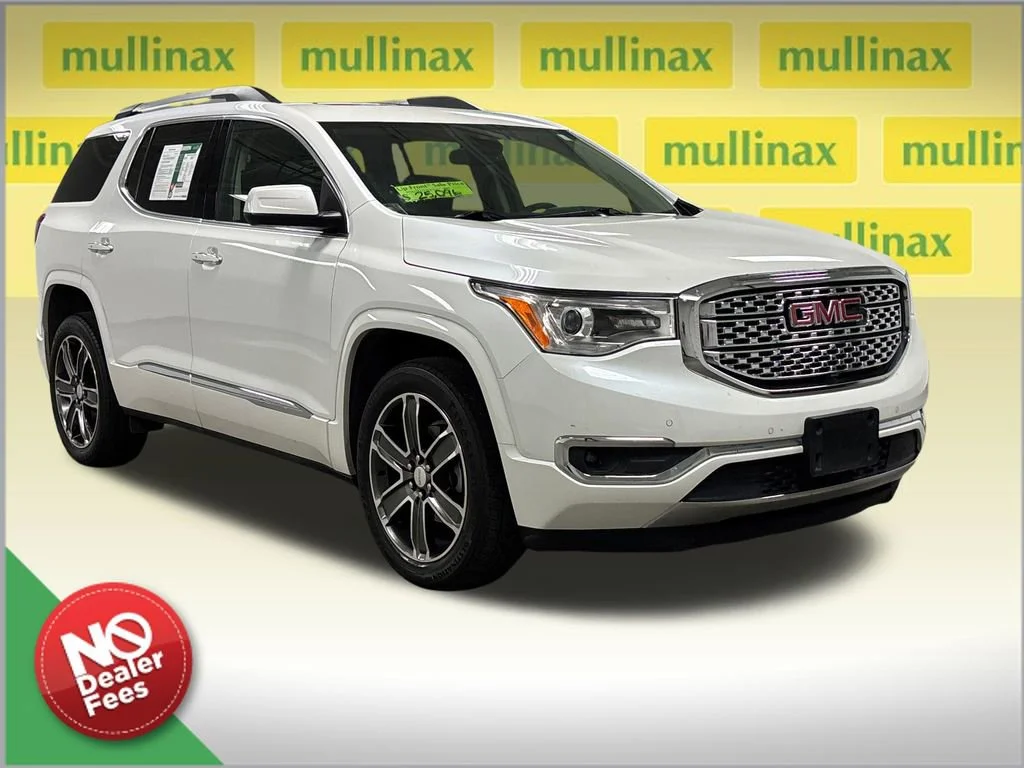 2019 GMC Acadia Denali FWD's photo
