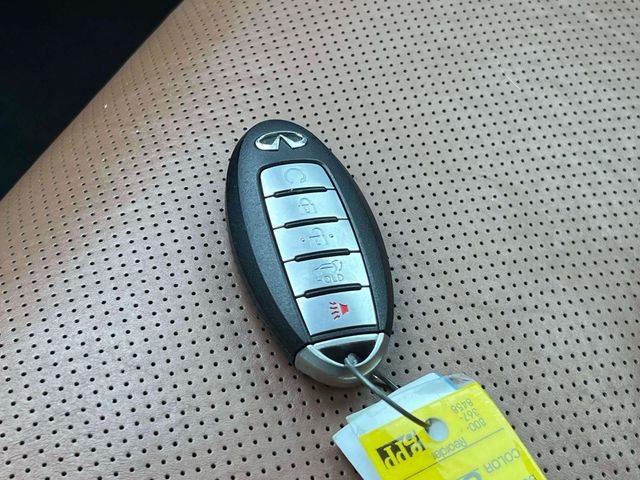 Used 2018 Beige INFINITI Base image 47