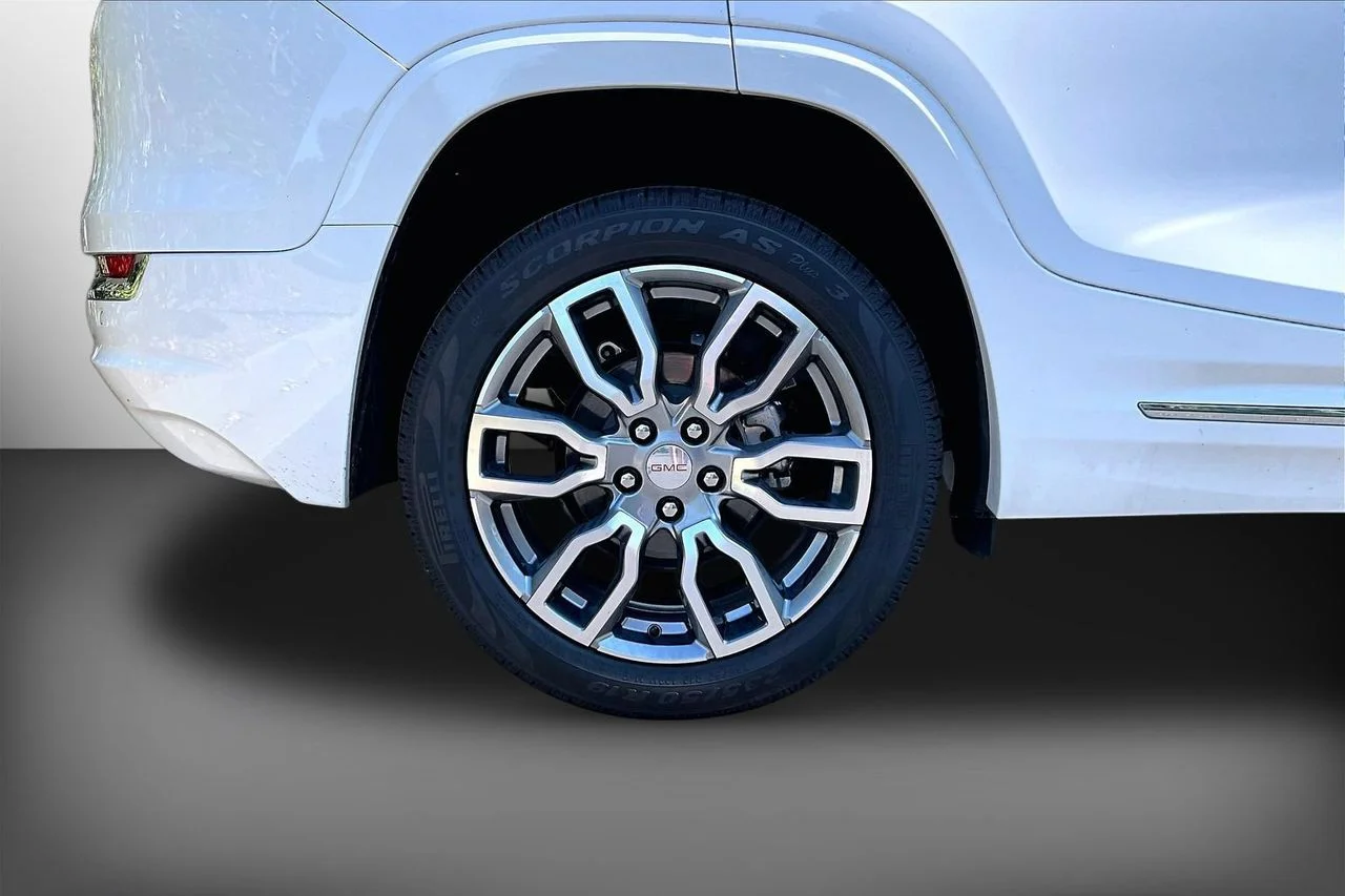 Certified Used 2022 White GMC Denali image 33