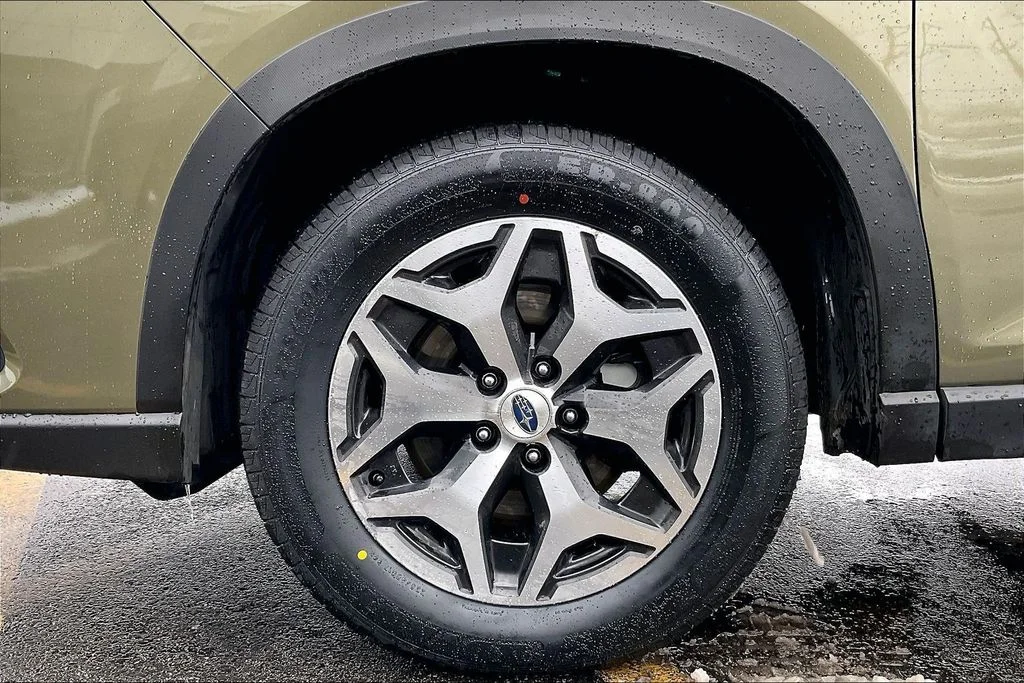 2024 Subaru Forester Premium - Photo 10