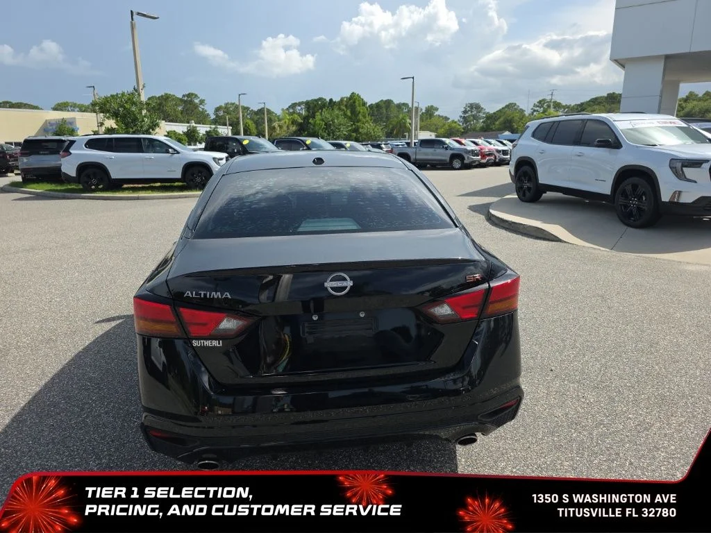 Used 2024 Black Nissan 2.5 SR image 7