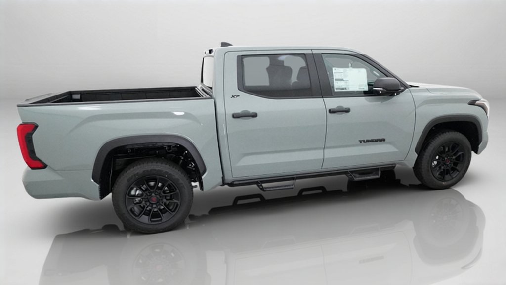 New 2026 Lunar Rock Toyota SR5 image 8