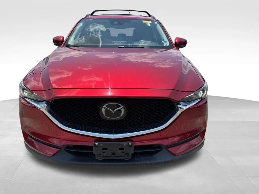 Used 2018 Red Mazda Grand Touring image 9