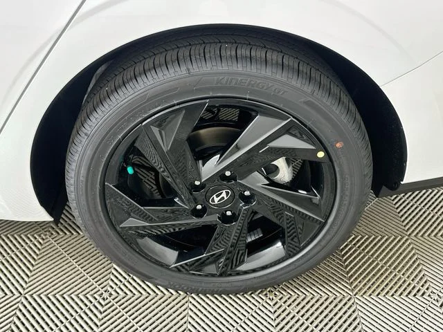 New 2026 Hyundai ELANTRA SEL Sport