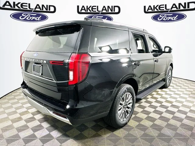 New 2026 Black Ford Platinum image 4