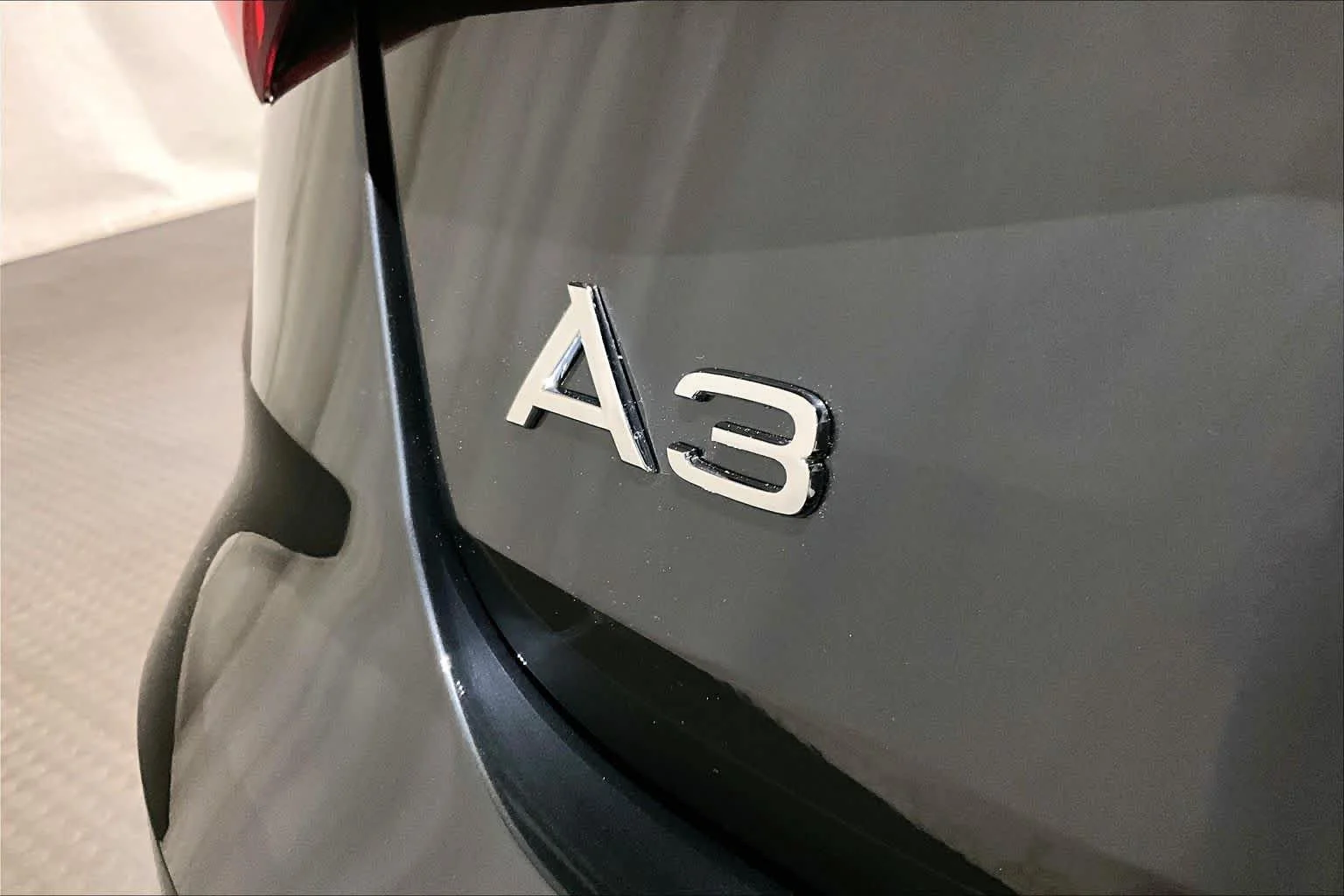 Used 2023 GREY Audi Premium image 9