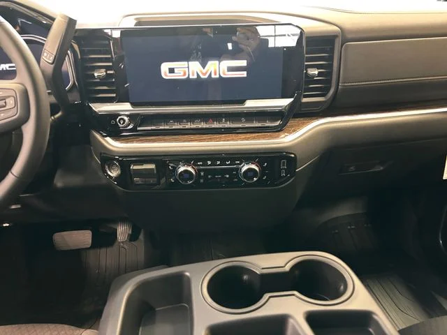 New 2026 White GMC Elevation image 12