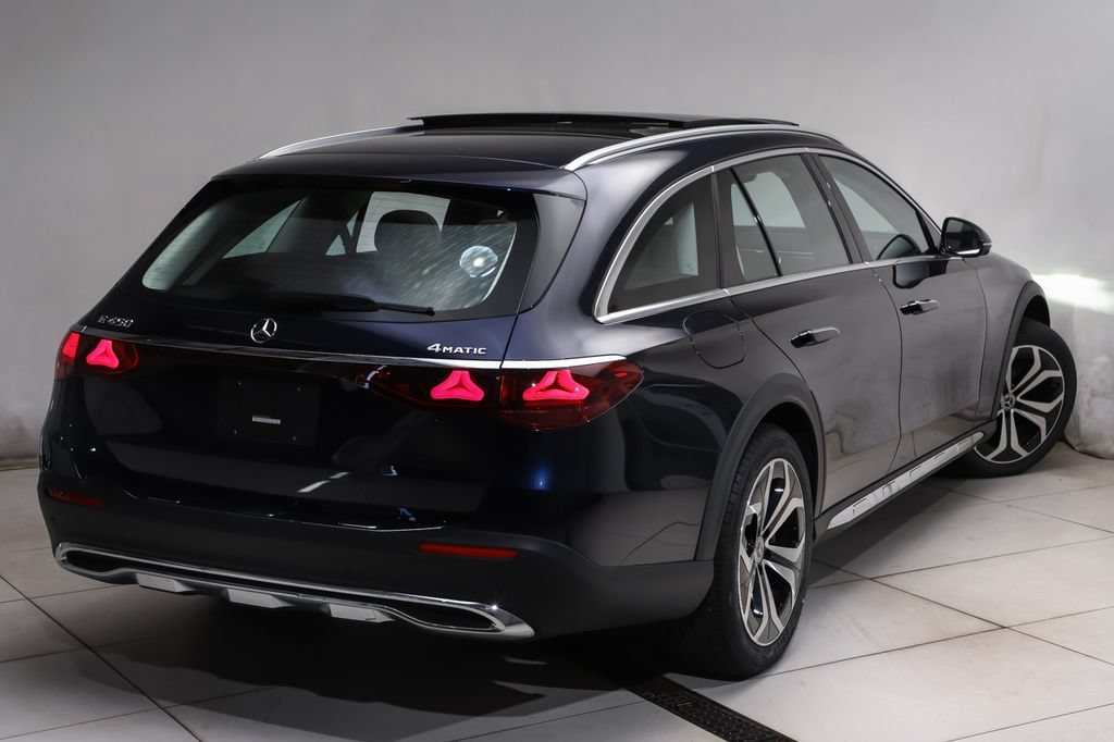 New 2026 Nautical Blue Metallic Mercedes-Benz E 450 image 19