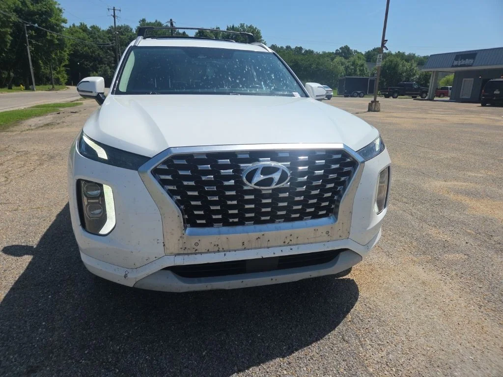 Used 2022 Hyper White Hyundai Limited image 2