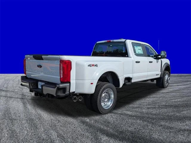 New 2026 Oxford White Ford F-450® XL image 4