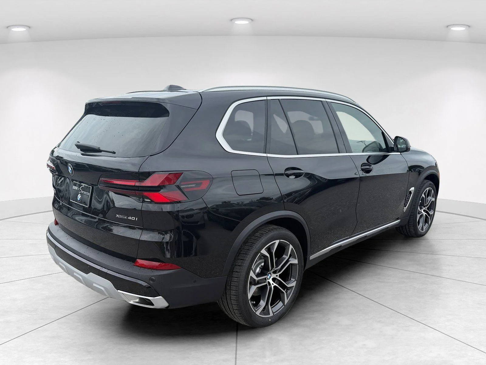 New 2026 Black Sapphire Metallic BMW xDrive40i image 4