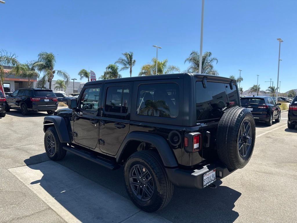 Used 2025 Black Jeep Sport S image 4